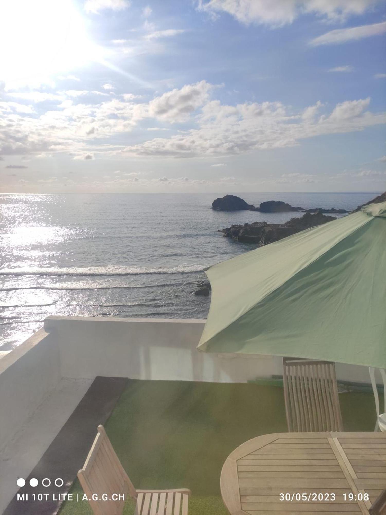 Ocean Front La Maresia Holiday 2 Apartments Taganana Dış mekan fotoğraf